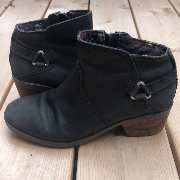 Teva Shoes - Teva Foxy black booties size 8.5